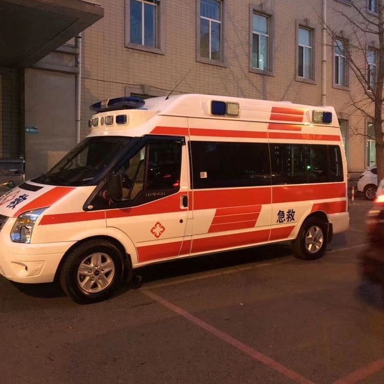 安多夜间租赁救护车护送病人转院：安全转运的 8 大核心注意事项